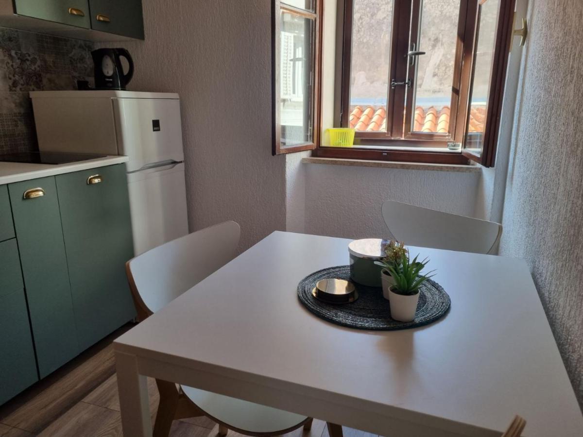 Appartamento Apartman Iva Cres Esterno foto
